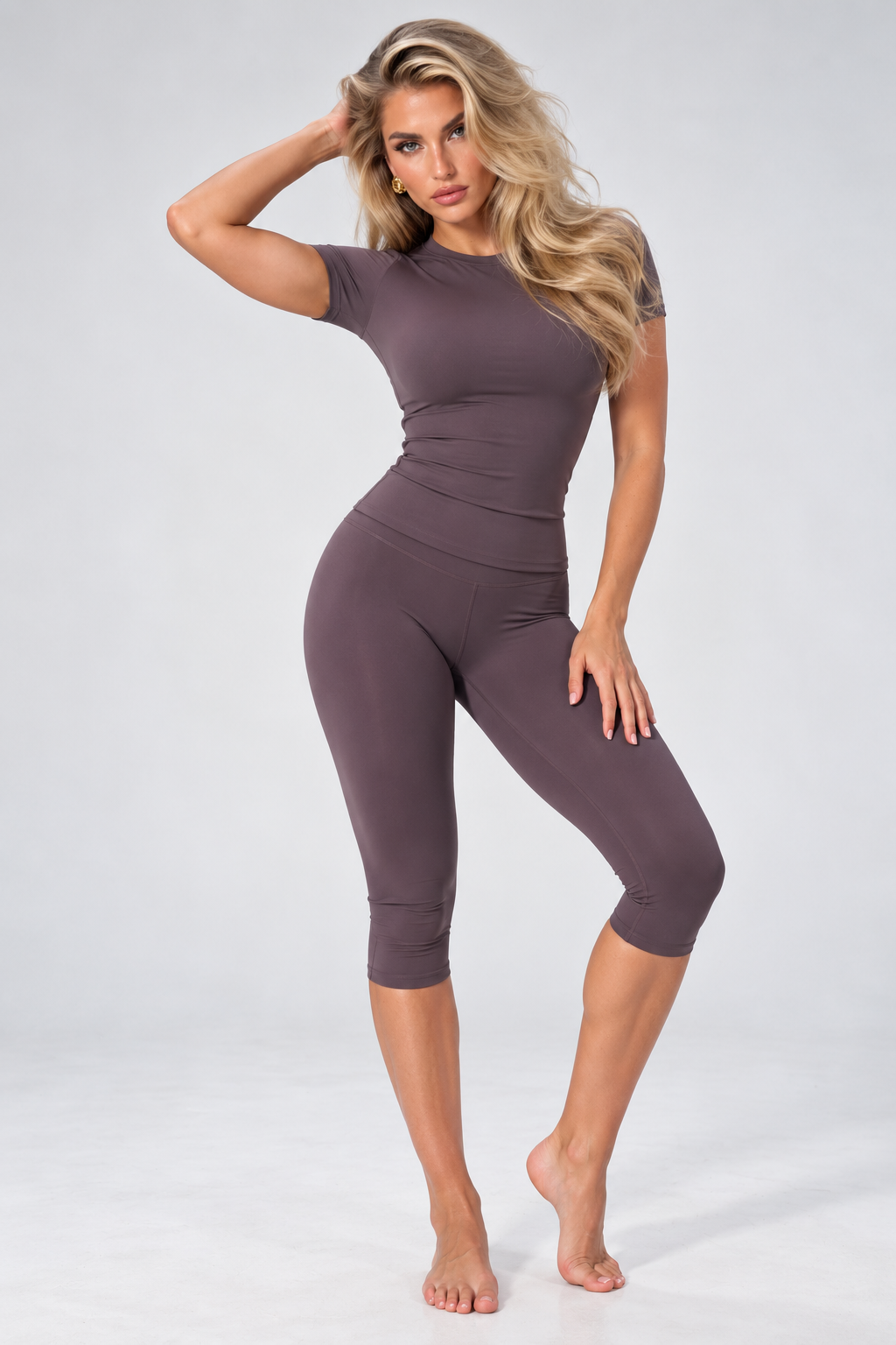 BRONTË Sculpt T-Shirt & Capri Active Set