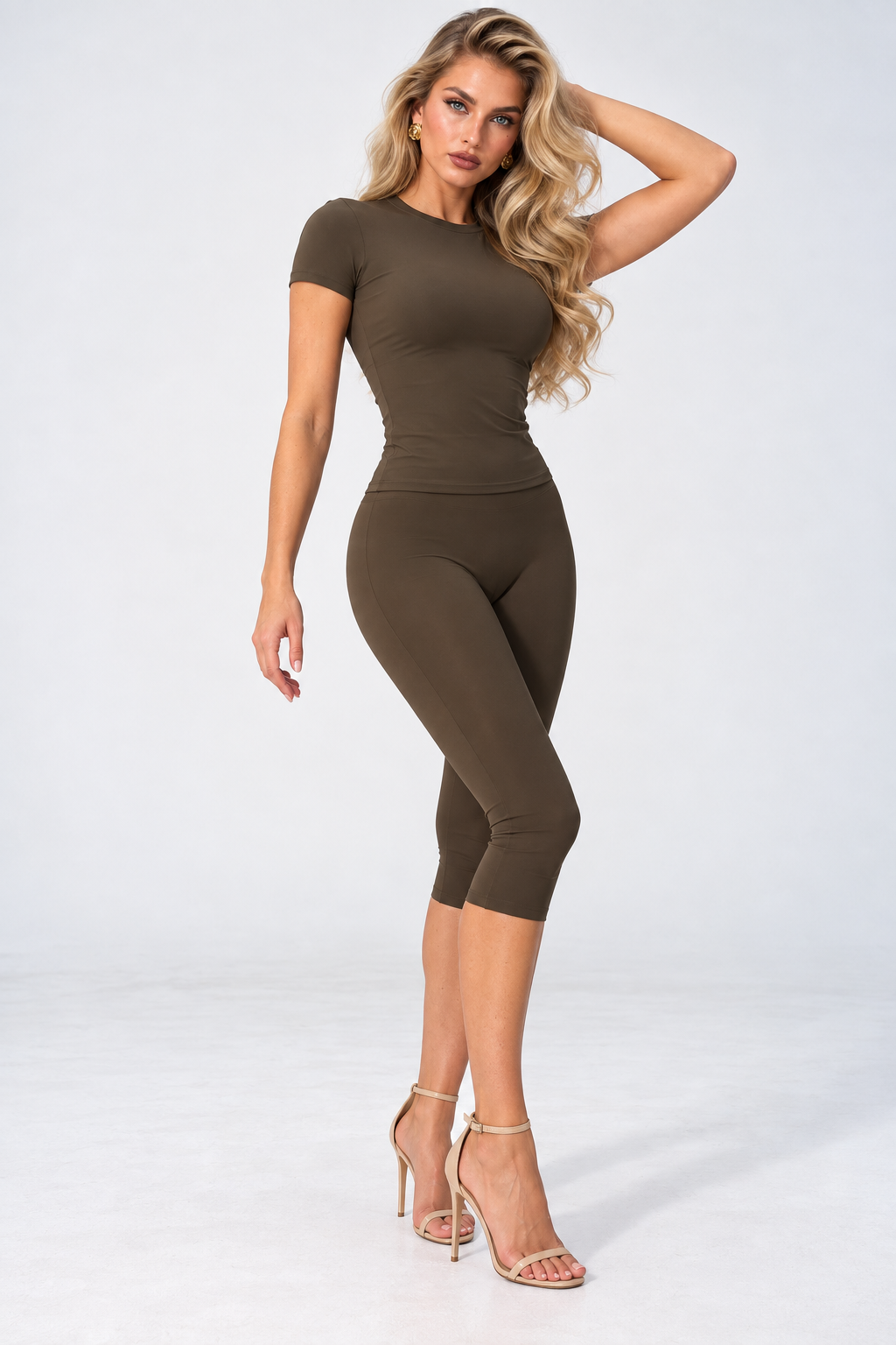 BRONTË Sculpt T-Shirt & Capri Active Set